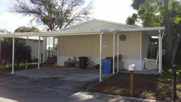 Three Lakes Mobile Home Community 9725 Elm WayTampa, FL 33635
