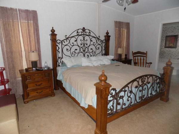 Countryside Village Mobile Home Community 9612 Barnside PlaceTampa, FL 33635