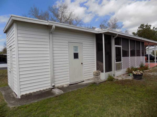 Meadowbrook Village 9196 Bayou DriveTampa, FL 33635