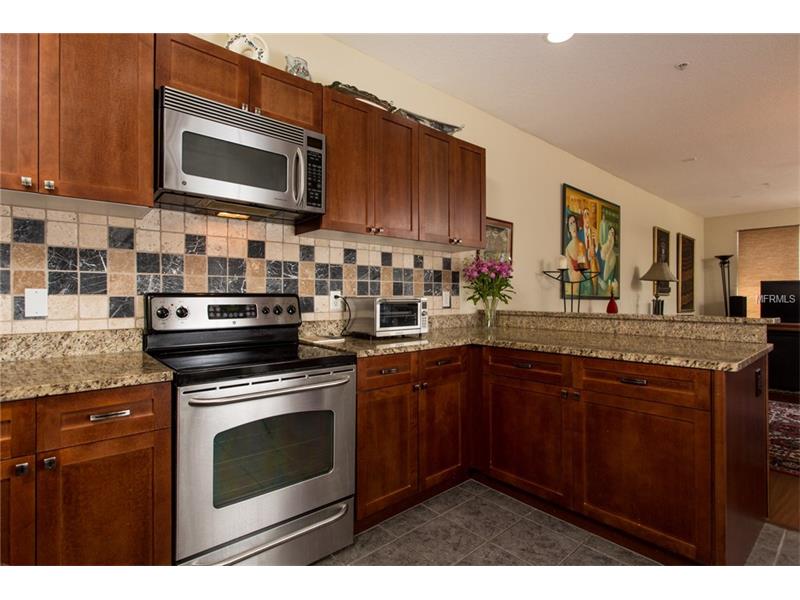325 5TH AVENUE S, St Petersburg, FL 33701