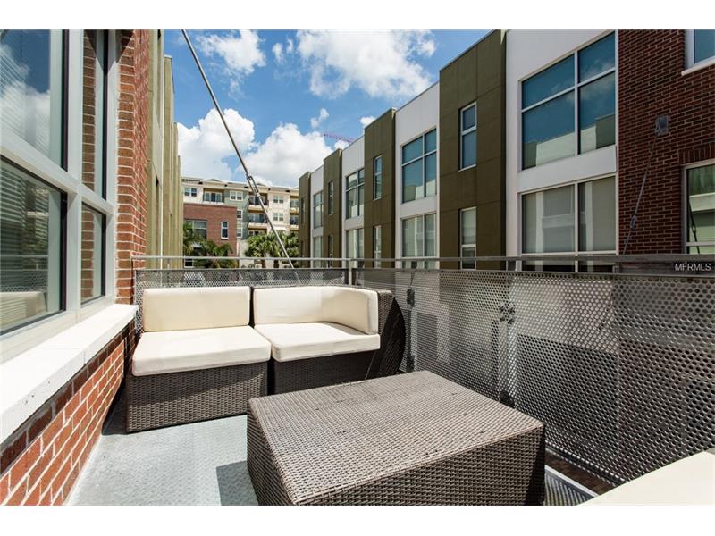 325 5TH AVENUE S, St Petersburg, FL 33701