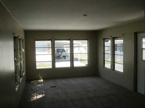 Sawgrass Lake Estates 3035 66th Ave NorthSaint Petersburg, FL 33702