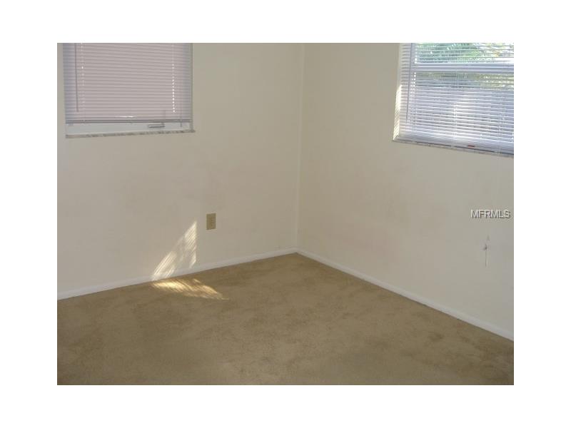 527 92ND AVENUE N, St Petersburg, FL 33702