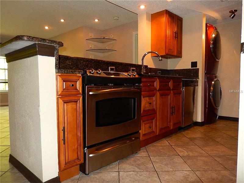10200 GANDY BOULEVARD N, St Petersburg, FL 33702