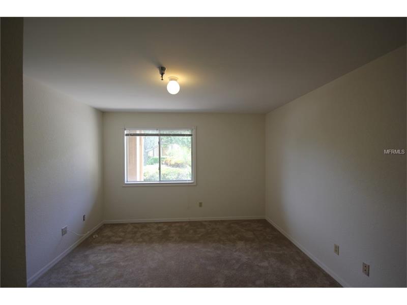 10265 GANDY BOULEVARD N, St Petersburg, FL 33702