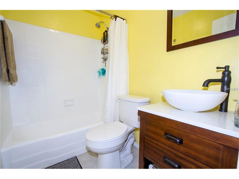 416 73RD AVENUE N, St Petersburg, FL 33702