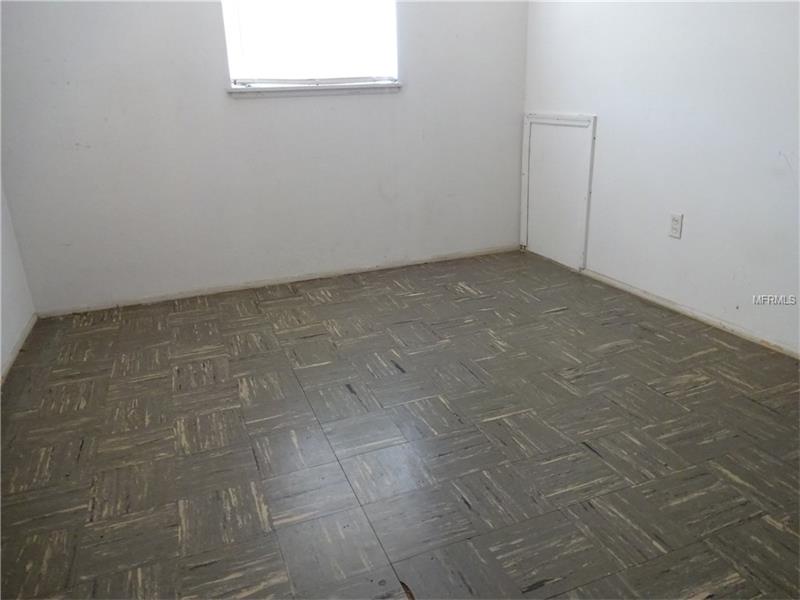 154 81ST AVENUE N, St Petersburg, FL 33702