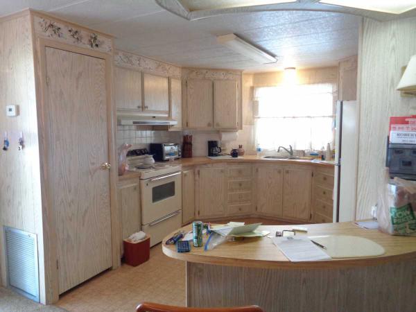 Robert's Mobile Home&RV Resort Inc 3390 GANDY BLVD.#67Saint Petersburg, FL 33702