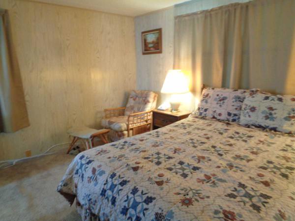 Robert's Mobile Home&RV Resort Inc 3390 GANDY BLVD.#67Saint Petersburg, FL 33702