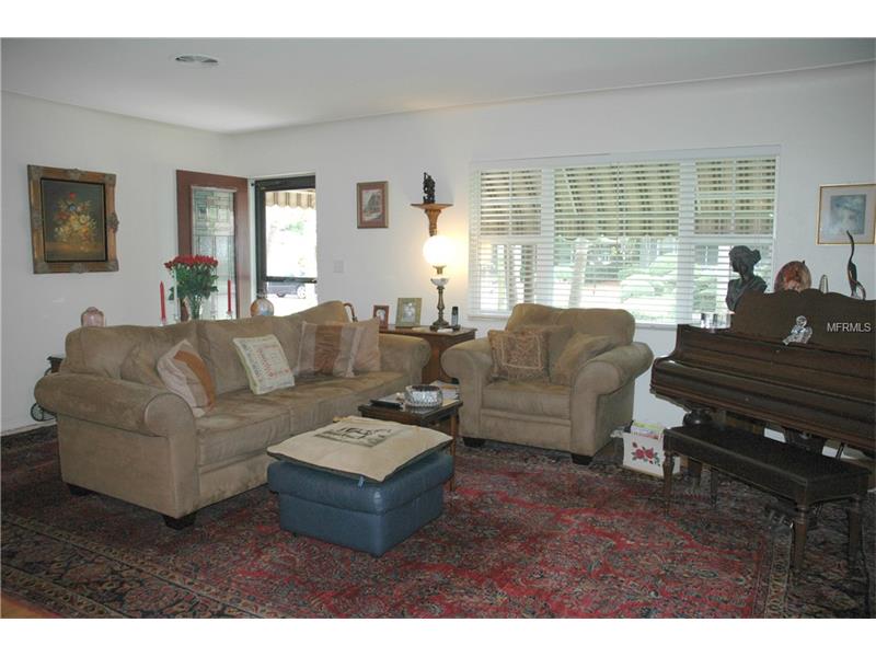 1095 16TH AVENUE N, St Petersburg, FL 33704