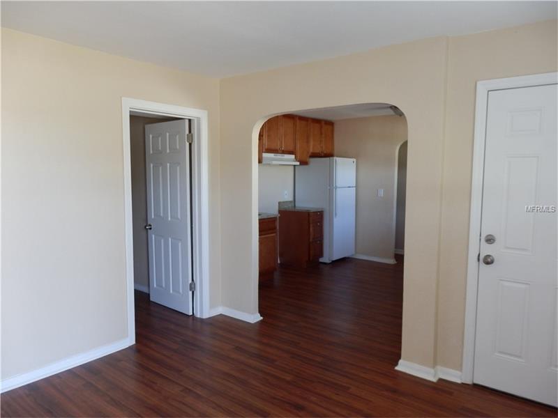 2025 7TH STREET S, St Petersburg, FL 33705