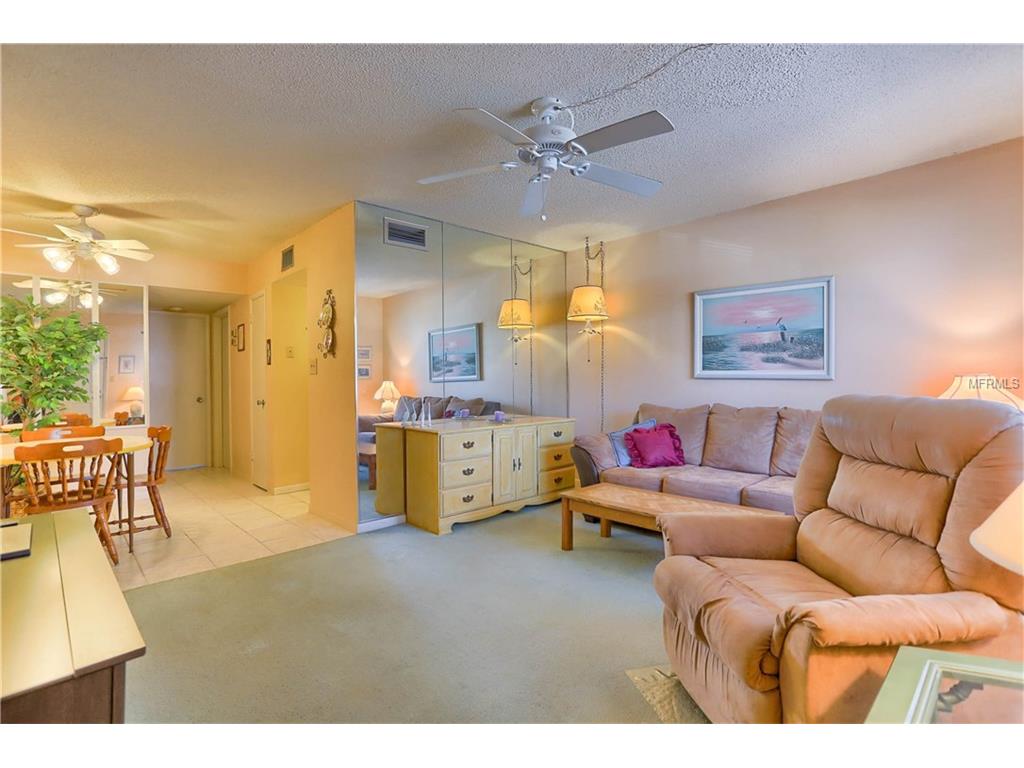 9715 Harrell Ave, Treasure Island, FL 33706