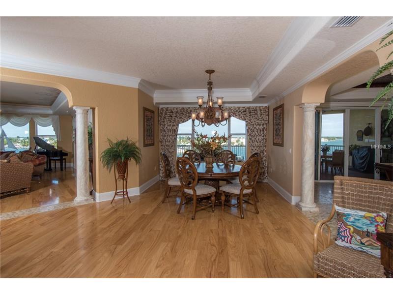 220 108TH AVENUE, Treasure Island, FL 33706