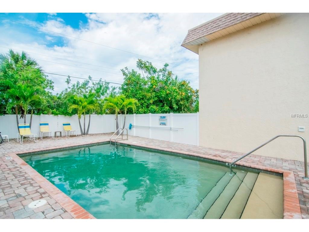 9060 Blind Pass Rd, St Pete Beach, FL 33706