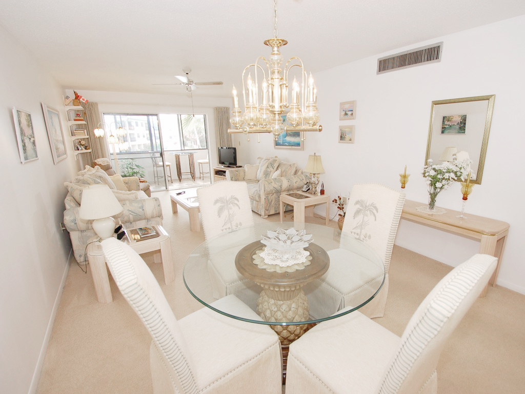 12000 Capri Circle S #26, Treasure Island, FL 33706
