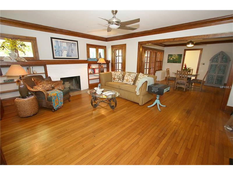 5233 DELETTE AVENUE S, Gulfport, FL 33707