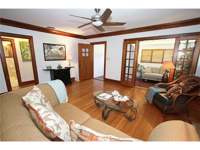 5233 DELETTE AVENUE S, Gulfport, FL 33707