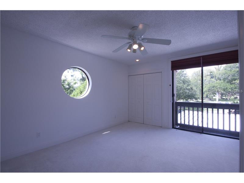 1328 PELICAN CREEK CROSSING, St Petersburg, FL 33707