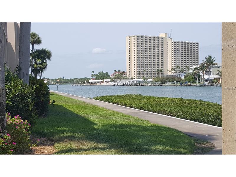 7465 BAY ISLAND DRIVE S, South Pasadena, FL 33707