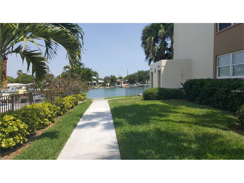 7465 BAY ISLAND DRIVE S, South Pasadena, FL 33707