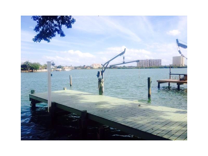 7887 9TH AVENUE S, St Petersburg, FL 33707