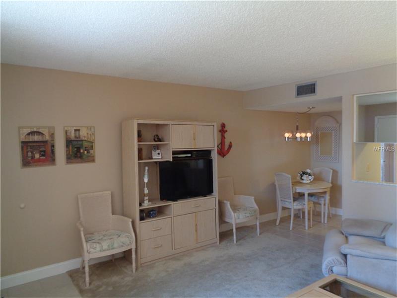 7625 S SUN ISLAND DRIVE S, South Pasadena, FL 33707