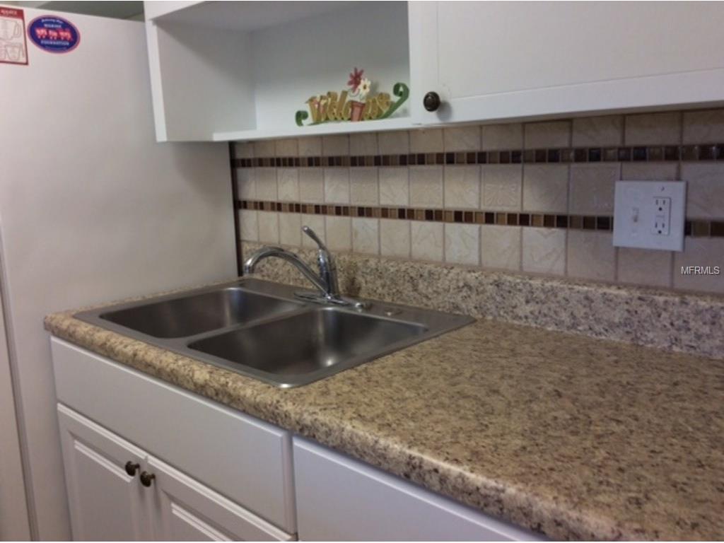 7910 Sun Island Dr S, South Pasadena, FL 33707