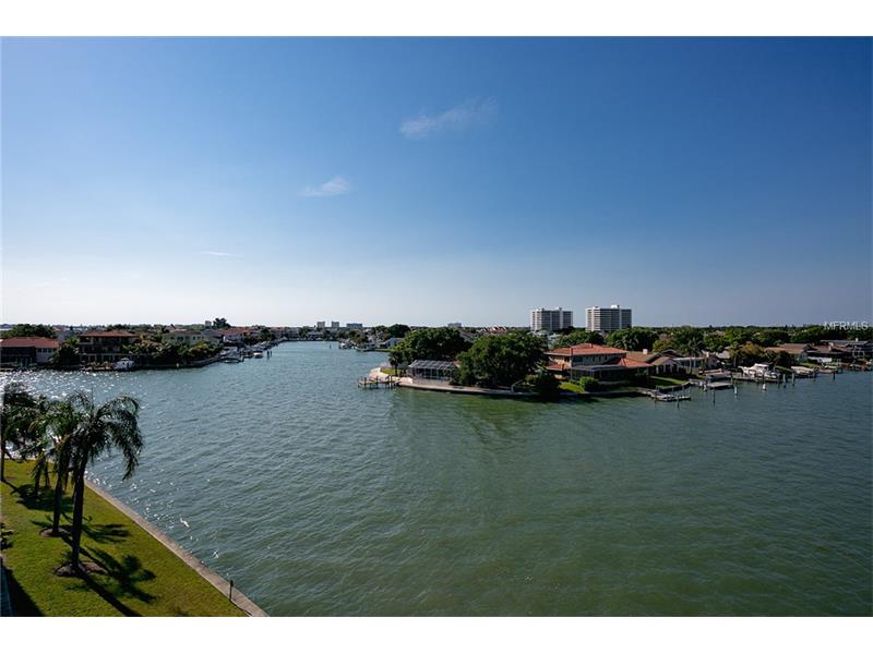 6075 SHORE BOULEVARD S, Gulfport, FL 33707