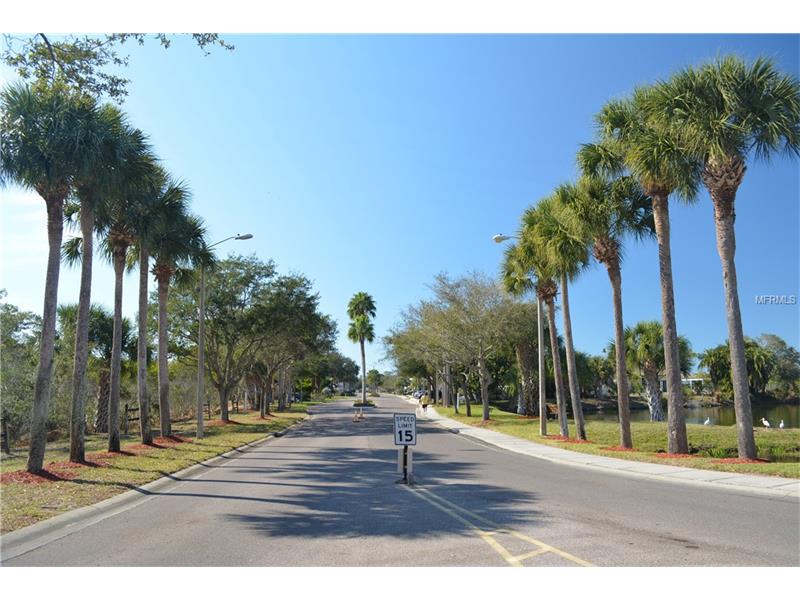 6550 SHORELINE DRIVE, St Petersburg, FL 33708