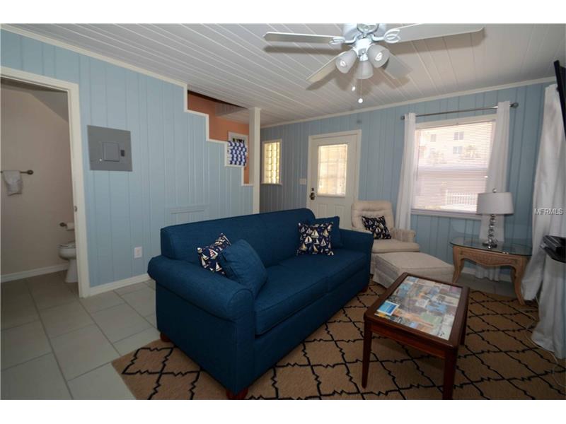125 177TH TERRACE W, Redington Shores, FL 33708