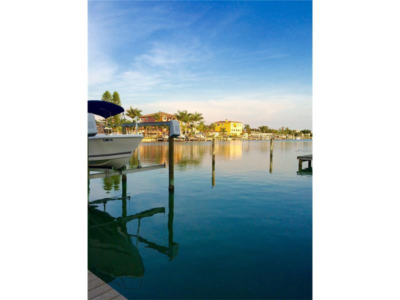 547 LILLIAN DRIVE, Madeira Beach, FL 33708