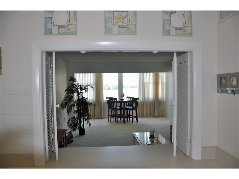 4550 COVE CIRCLE, St Petersburg, FL 33708