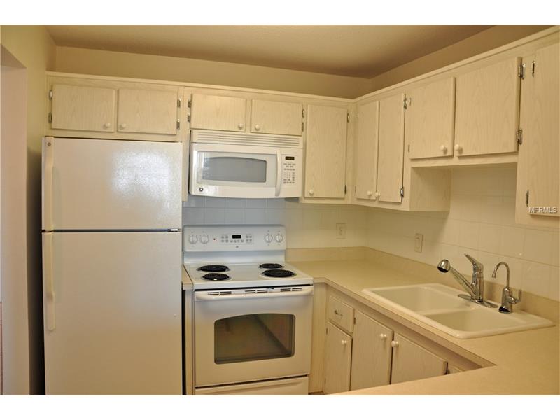 4550 COVE CIRCLE, St Petersburg, FL 33708
