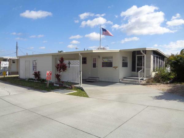 Sunshine Mobile Home Park&Sales 7403 46 AVE N#1Saint Petersburg, FL 33709