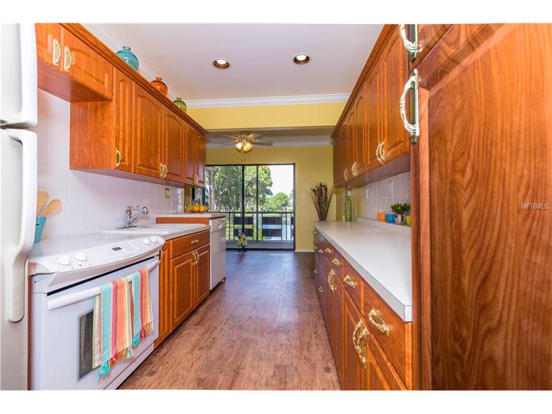 7975 58TH AVENUE N, St Petersburg, FL 33709