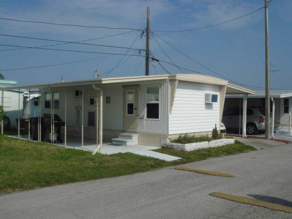 Sunshine Mobile Home Park&Sales 7403 46th Avenue NorthSaint Petersburg, FL 33709