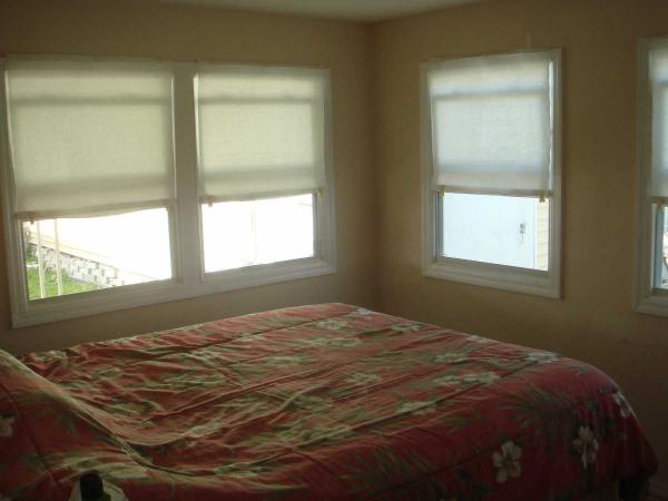 Sunshine Mobile Home Park&Sales 7403 46th Avenue NorthSaint Petersburg, FL 33709