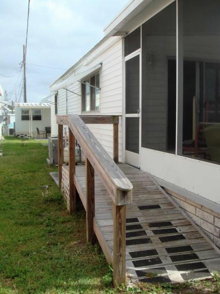 Sunshine Mobile Home Park&Sales 7403 46th Street NorthSaint Petersburg, FL 33709