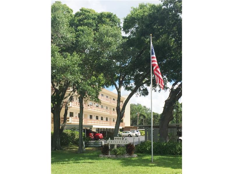 6188 80TH STREET N, St Petersburg, FL 33709