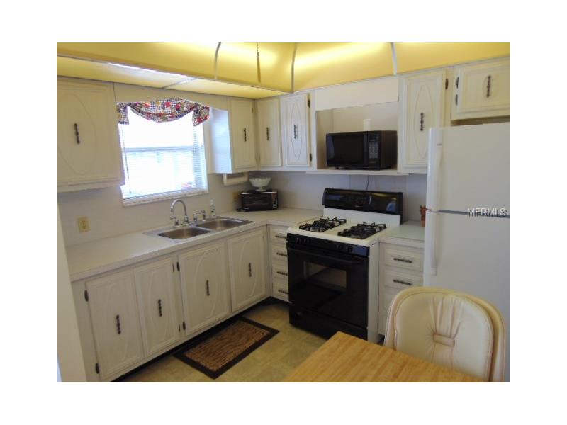 5287 81st St. No. #17, St. Petersburg, FL 33709