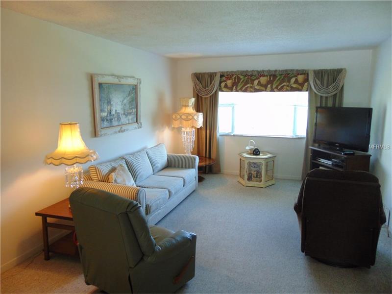 5287 81st St. No. #17, St. Petersburg, FL 33709