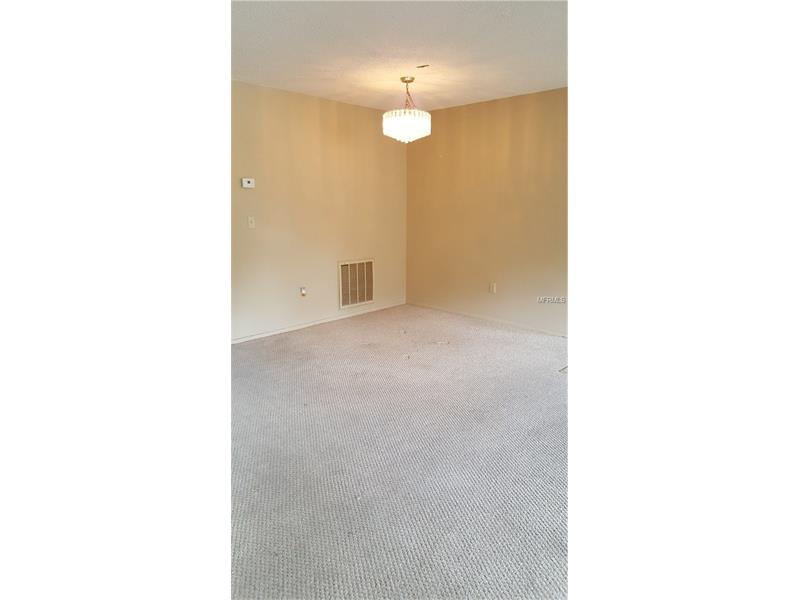 8198 TERRACE GARDEN DRIVE N, St Petersburg, FL 33709
