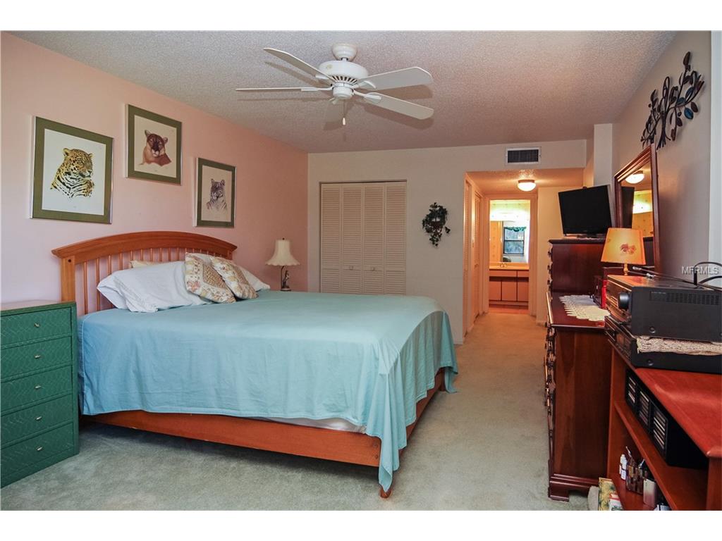 5400 Park St N, St Petersburg, FL 33709
