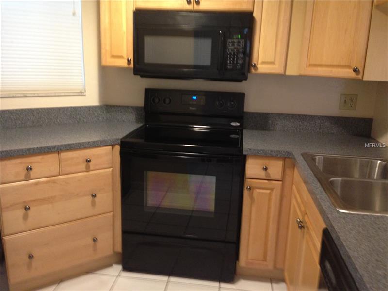 6916 STONESTHROW CIRCLE N, St Petersburg, FL 33710