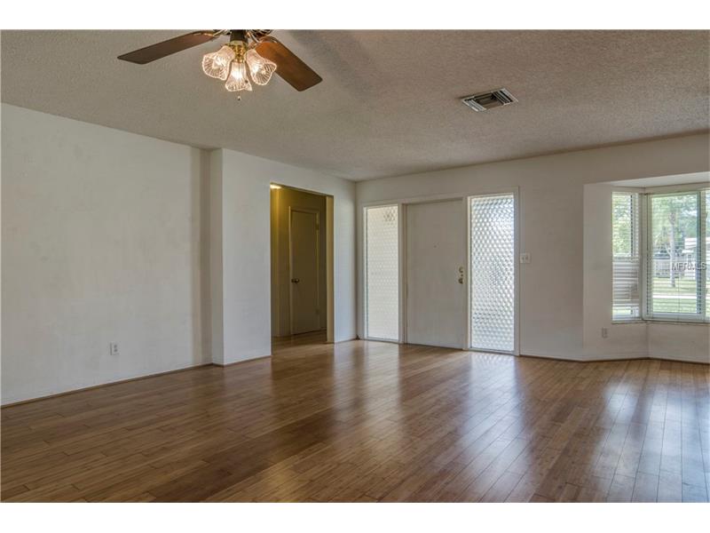 5915 29TH AVENUE N, St Petersburg, FL 33710