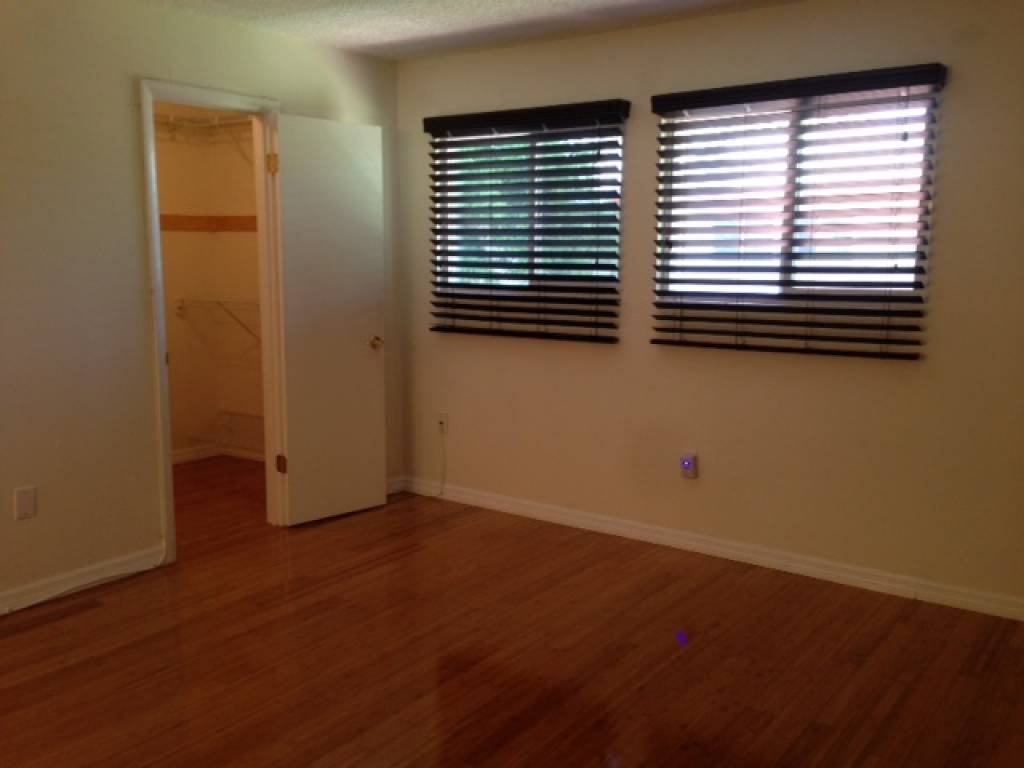 5812 16th Ln S, Saint Petersburg, FL 33712