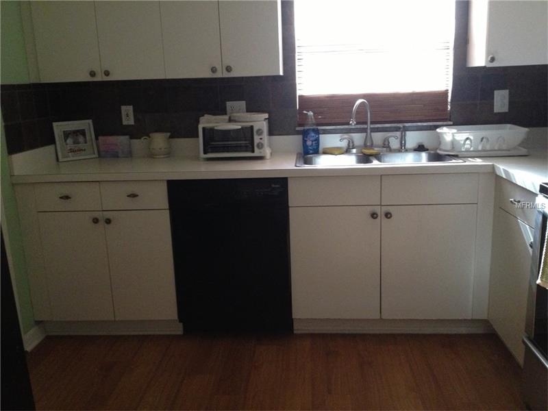 2418 37TH AVENUE N, St Petersburg, FL 33713
