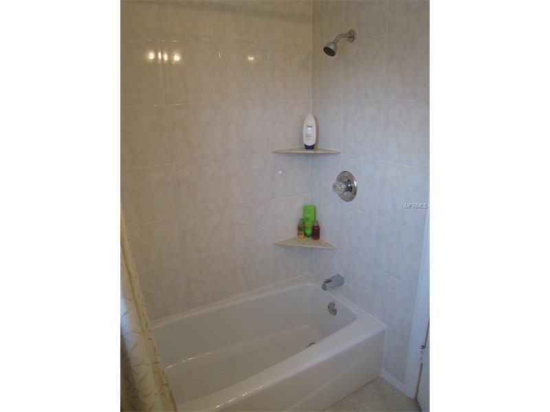 2411 7TH AVENUE N, St Petersburg, FL 33713