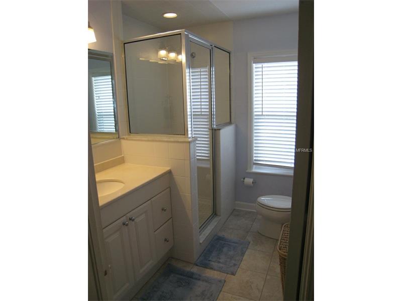 2411 7TH AVENUE N, St Petersburg, FL 33713