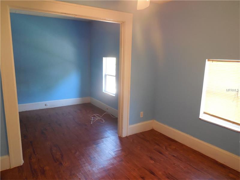 2445 2ND AVENUE N, St Petersburg, FL 33713